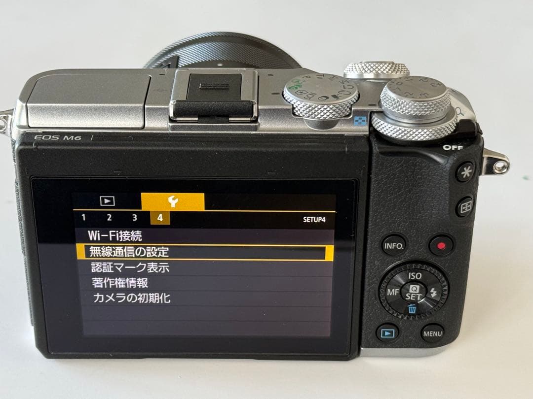新古品：Canon EOS M6 ダブルズームレンズキット