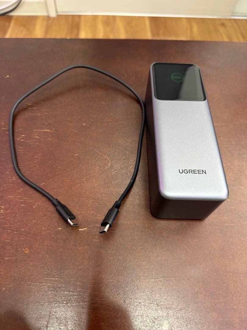 UGREEN 25000mAh 200W モバイルバッテリー