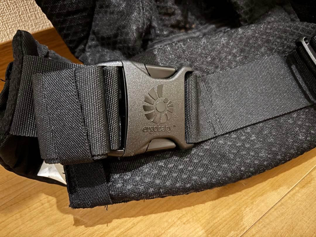 【美品】エルゴベビー　オムニ ブリーズ　ブラック