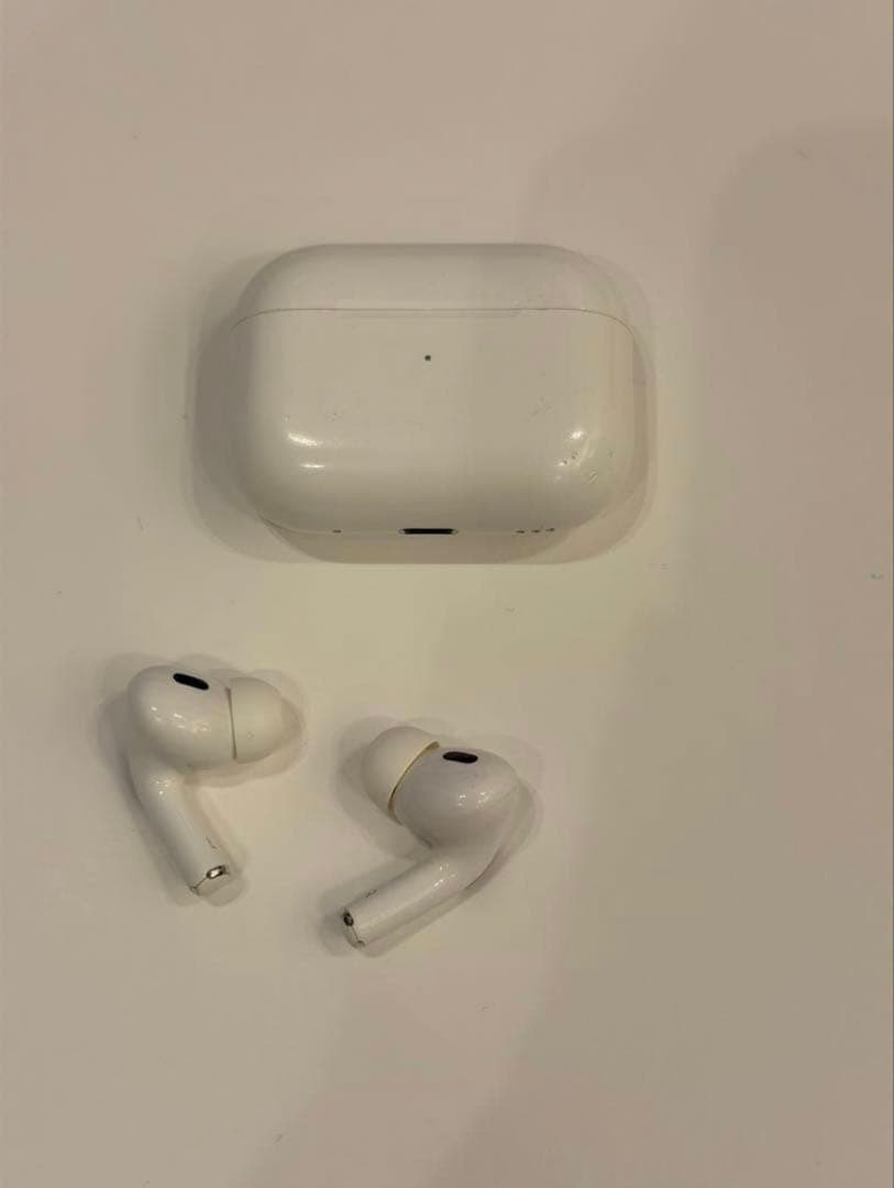 AirPods Pro 第2世代　MAISONdeSABRÉのケースつき