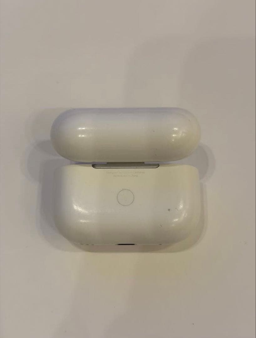 AirPods Pro 第2世代　MAISONdeSABRÉのケースつき