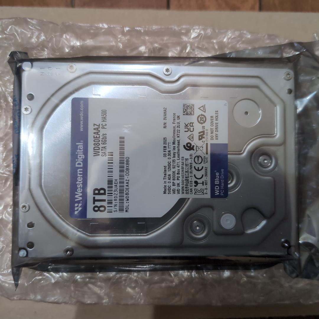 04 新品未使用 WD Blue 8TB WD80EAAZ