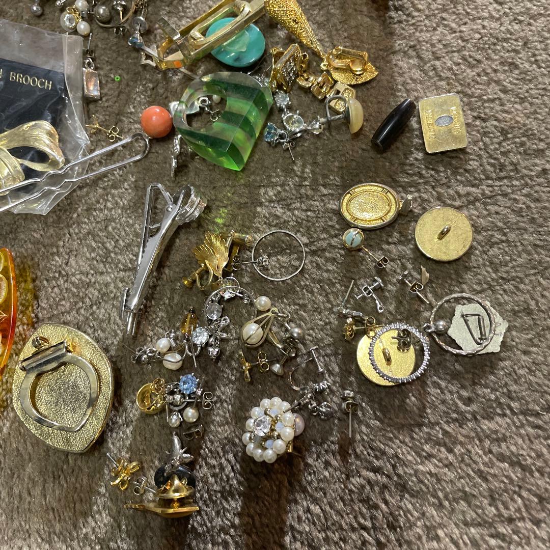 た*し様 古いアクセサリー まとめて 2.68kg イミテーション 指輪 ネック