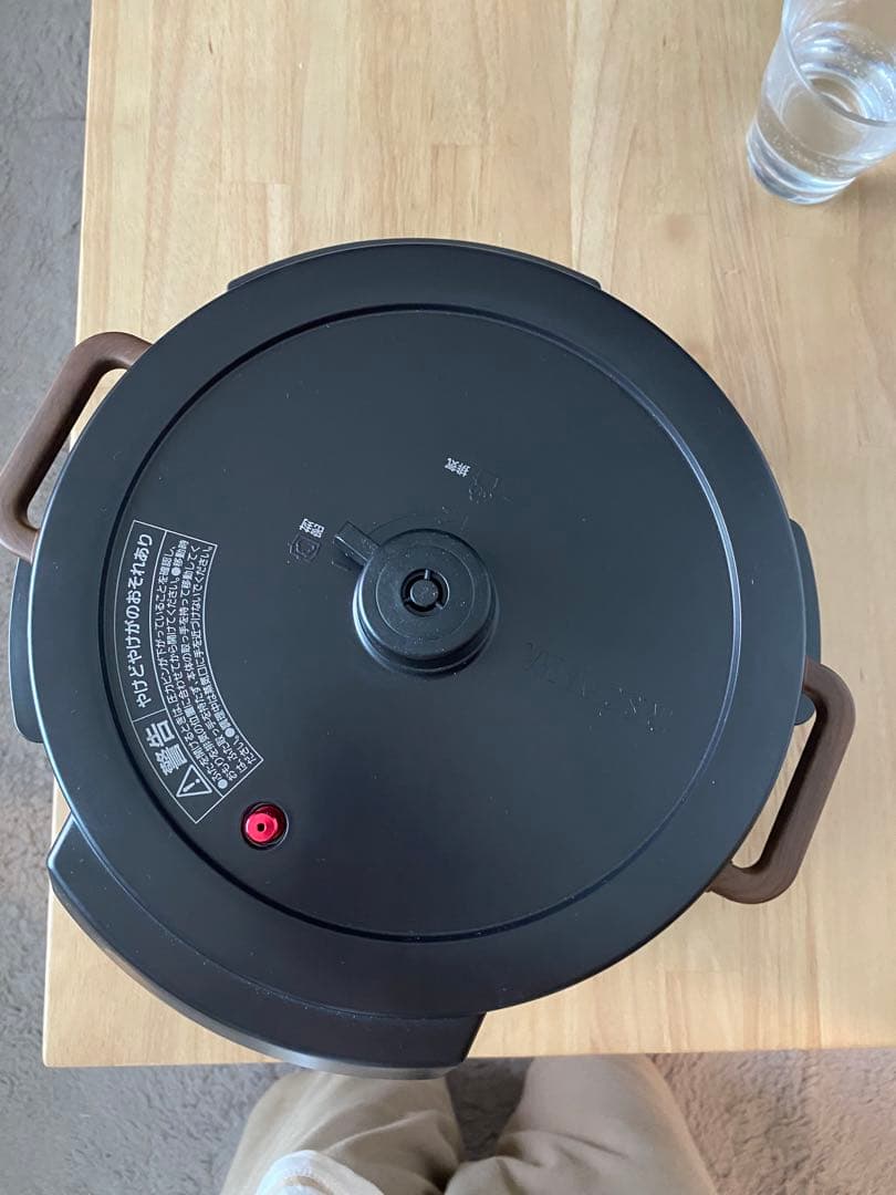 アイリスオーヤマ　電気圧力鍋　KPC-MA3-B