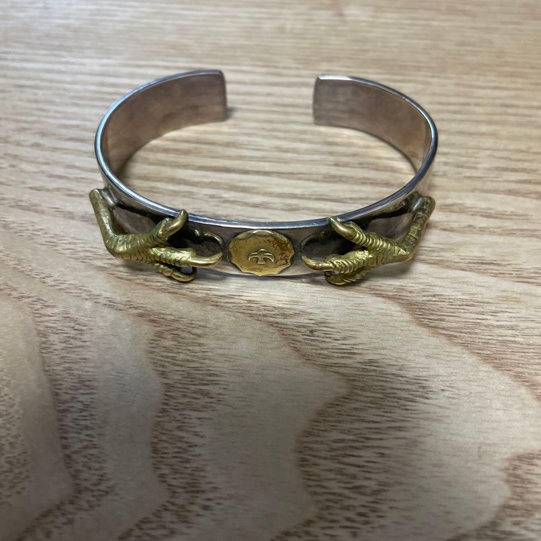 平打ちブレス　爪