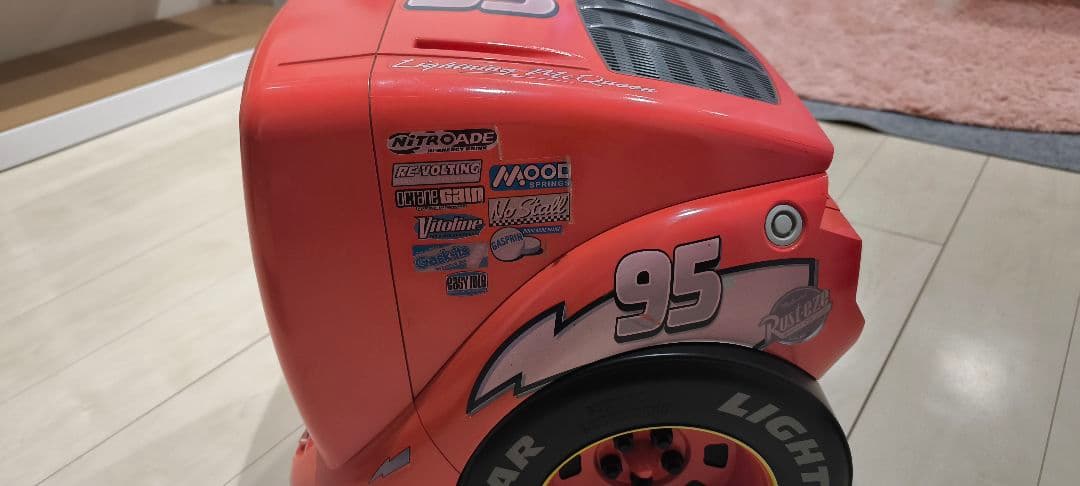 カーズ　ブラウン管型テレビ　DVDプレイヤー付き　動作未確認　インテリアとして！