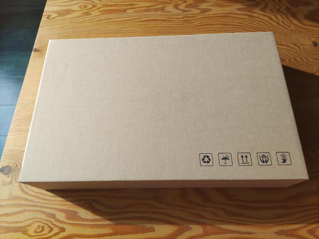 HUION 液タブ Kamvas 13 液晶ペンタブ 充電不要ペンPW517