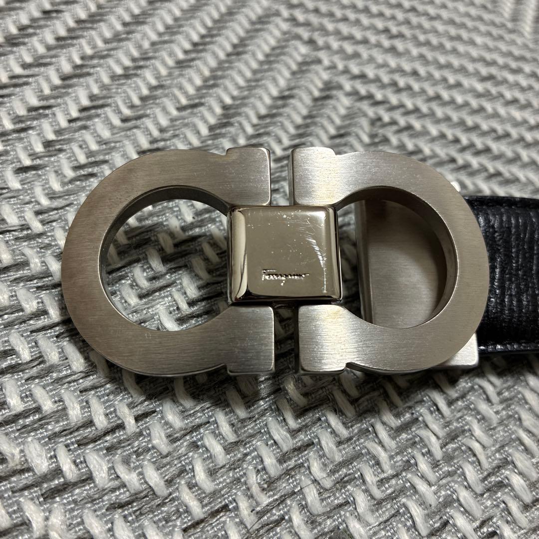 Salvatore Ferragamo レザー ベルト サイズ115 正規品中古