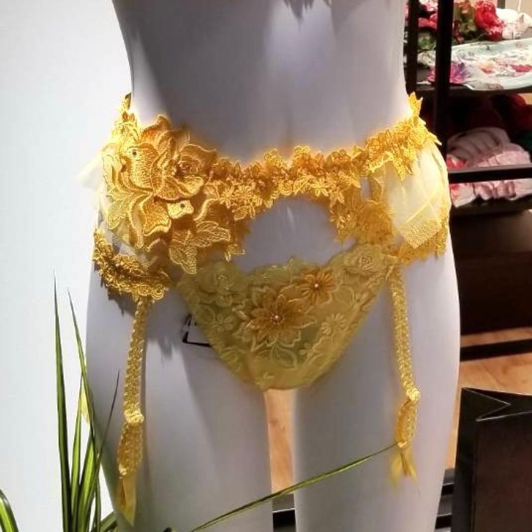 サルート 88G ブリジット 店舗限定 ガーターベルト M