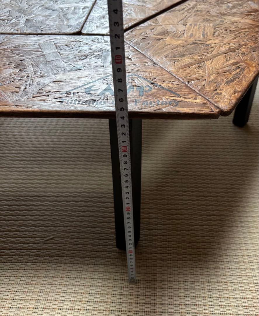 axl、ヘキサテーブル65 ウォールナットニス仕上げ　高さ35cm