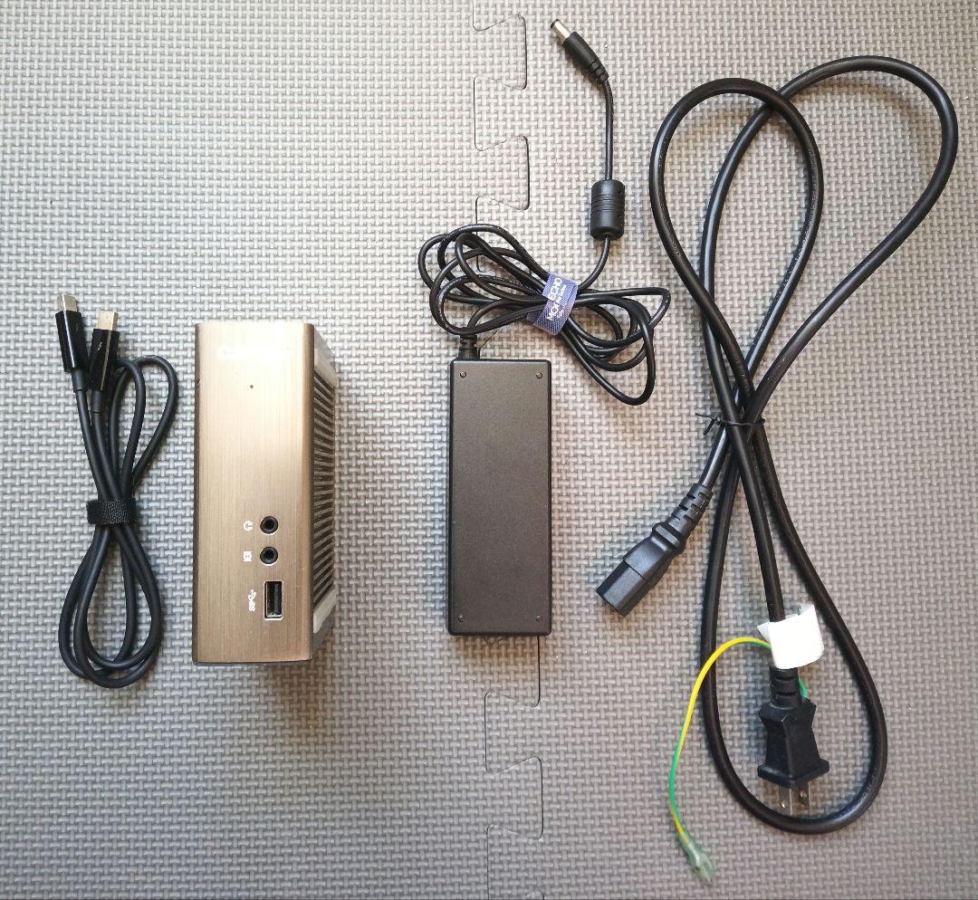 CalDigit TS2 Thunderboltケーブル付