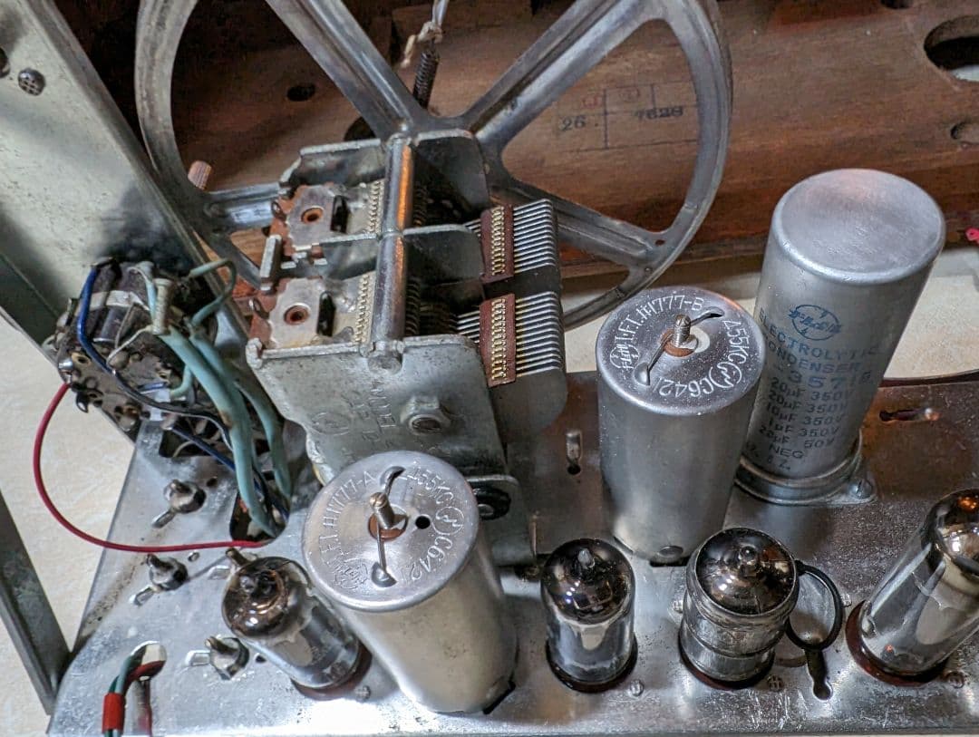 美品レトロ真空管ラジオアイ付　家族団らん　Bluetooth付　EA-670