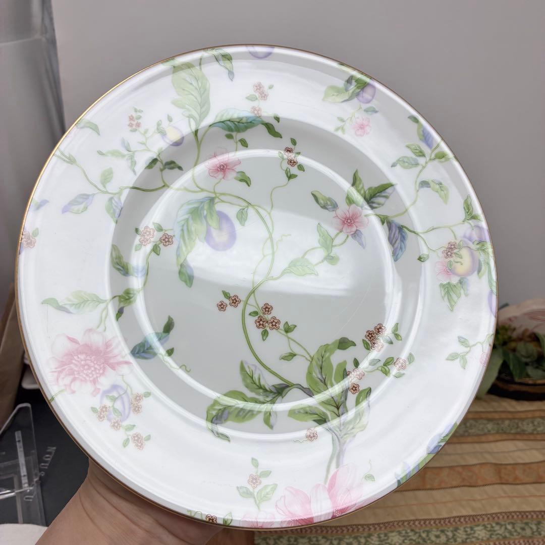 極美品　ウェッジウッド　スウィートプラム　皿 プレート　4枚セット