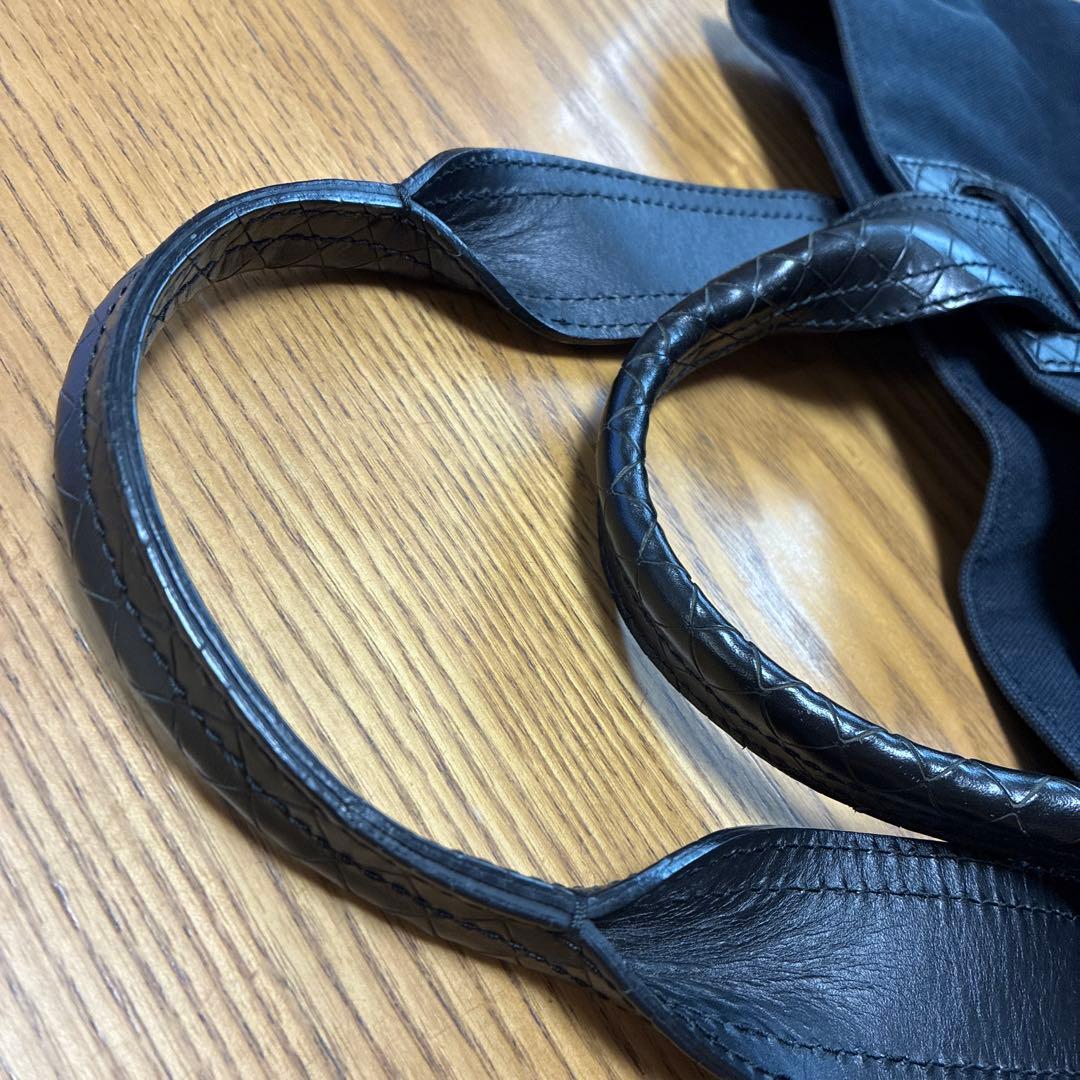 BOTTEGA VENETA イントレッチオミラージュ トートバッグ ネイビー