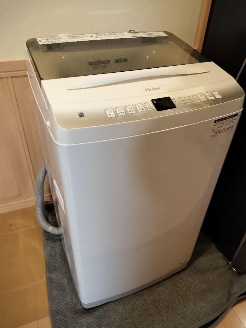 ハイアール　縦型全自動洗濯機 ホワイト　JW-U70HK　7キロ