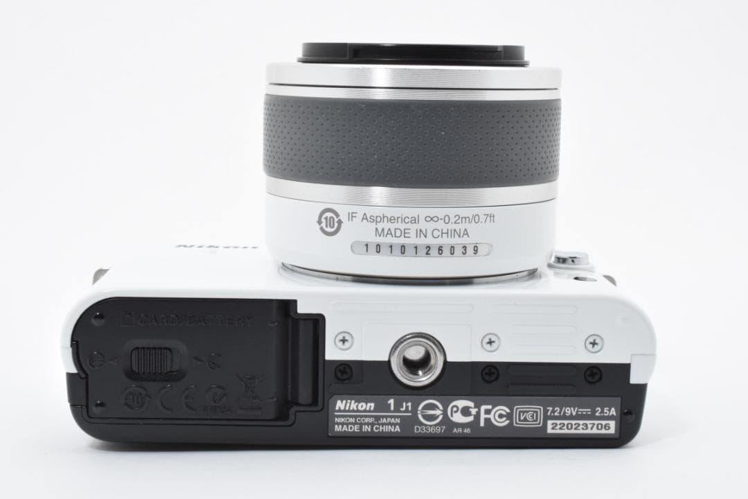 【大人気】 Nikon ニコン 1 J1 レンズキット ミラーレス一眼カメラ