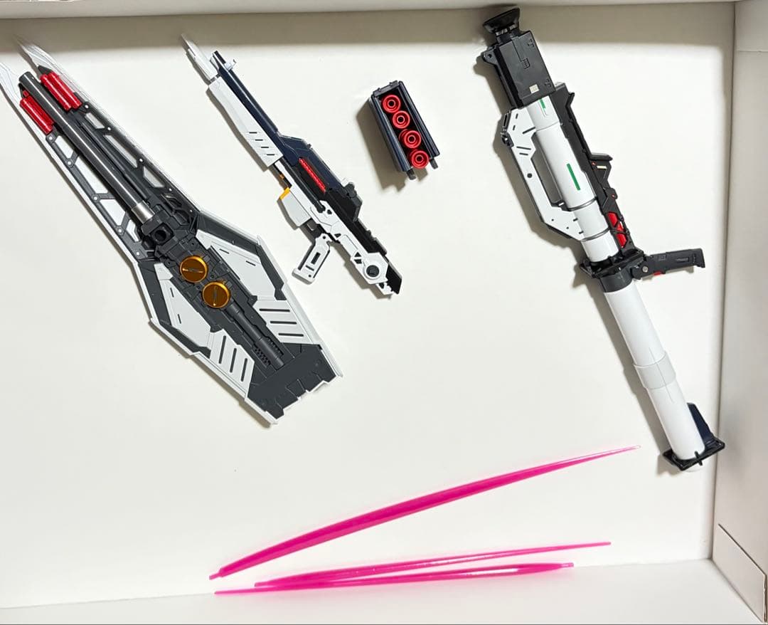 ム*ガ様 PGU 1/60 νガンダム　＋　LEDセット　完成品