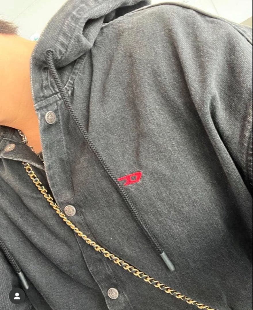 コムドットやまと着用　diesel D-Dewny-Hood