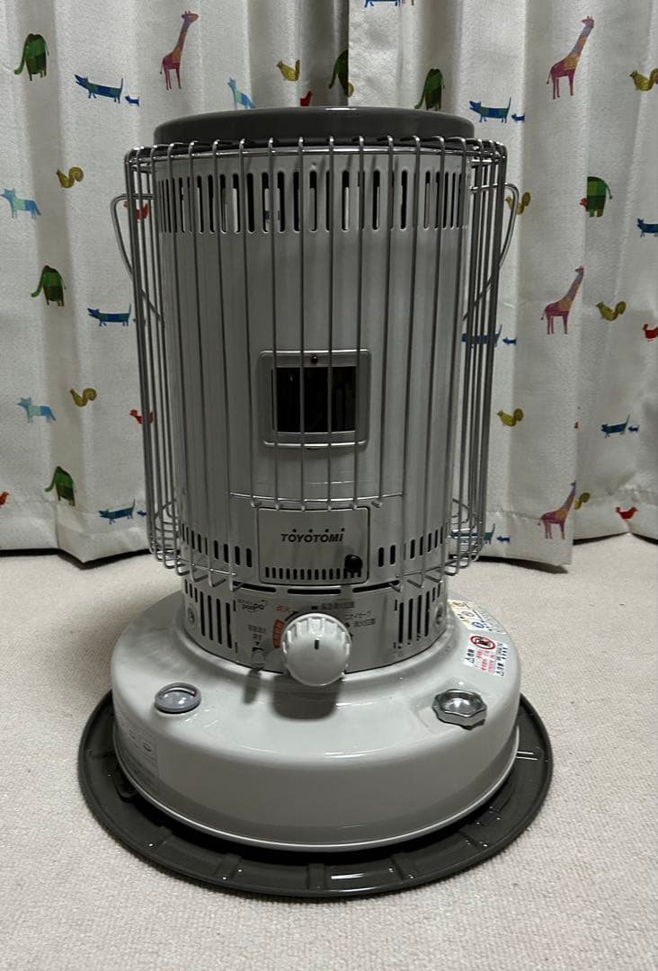 《値下げしました！》 トヨトミ 石油ストーブ KS-67H 24年製