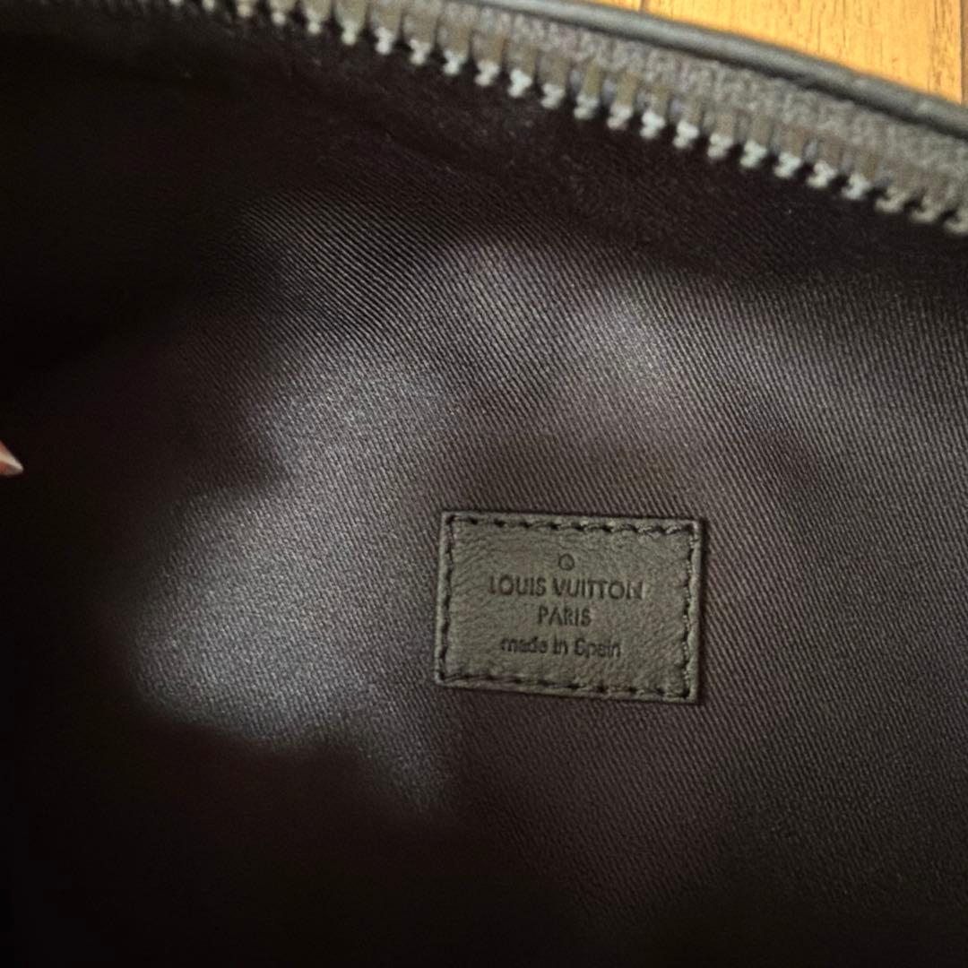 LOUIS VUITTON ルイヴィトン