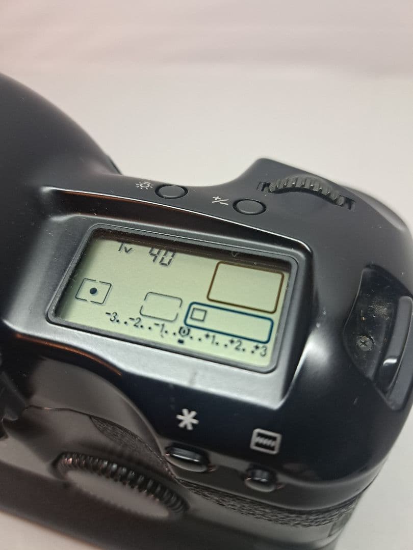 ブリリアント。Canon EOS-1n RS フィルム一眼レフカメラ