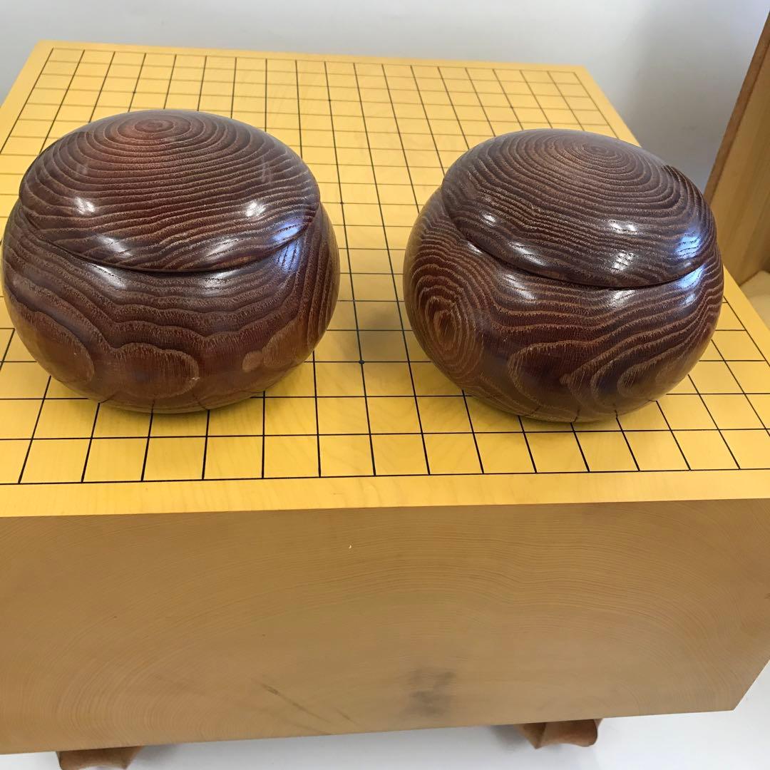 高級　木製　囲碁盤　碁石セット　レトロ　桐蓋つき碁盤　美品　新榧碁盤