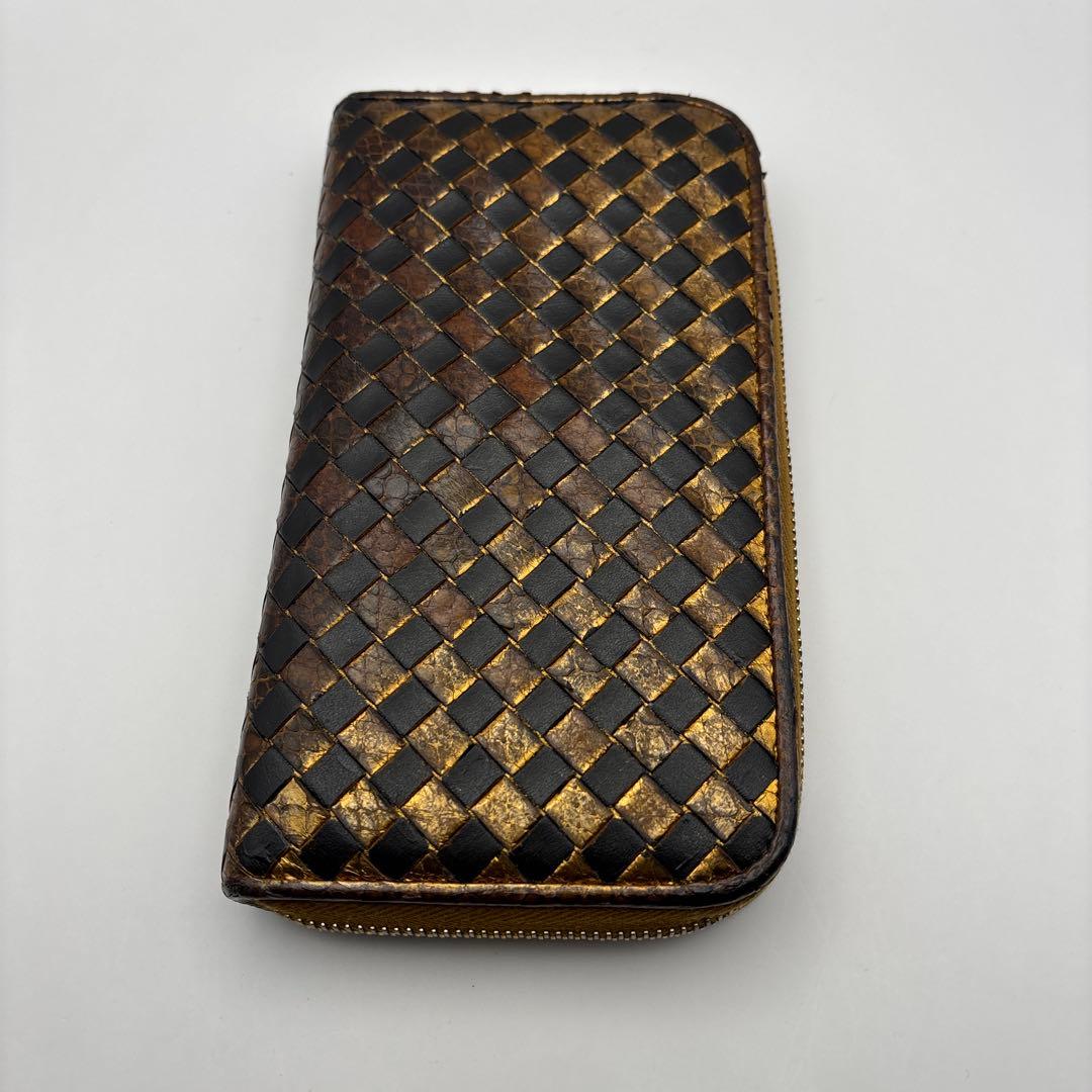 ◆正規品◆ボッティガヴェネタイントレチャート ラウンドファスナー長財布パイソン