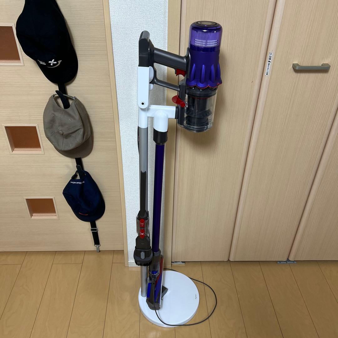 dyson ダイソン　SV18 純正スタンド付　現状品