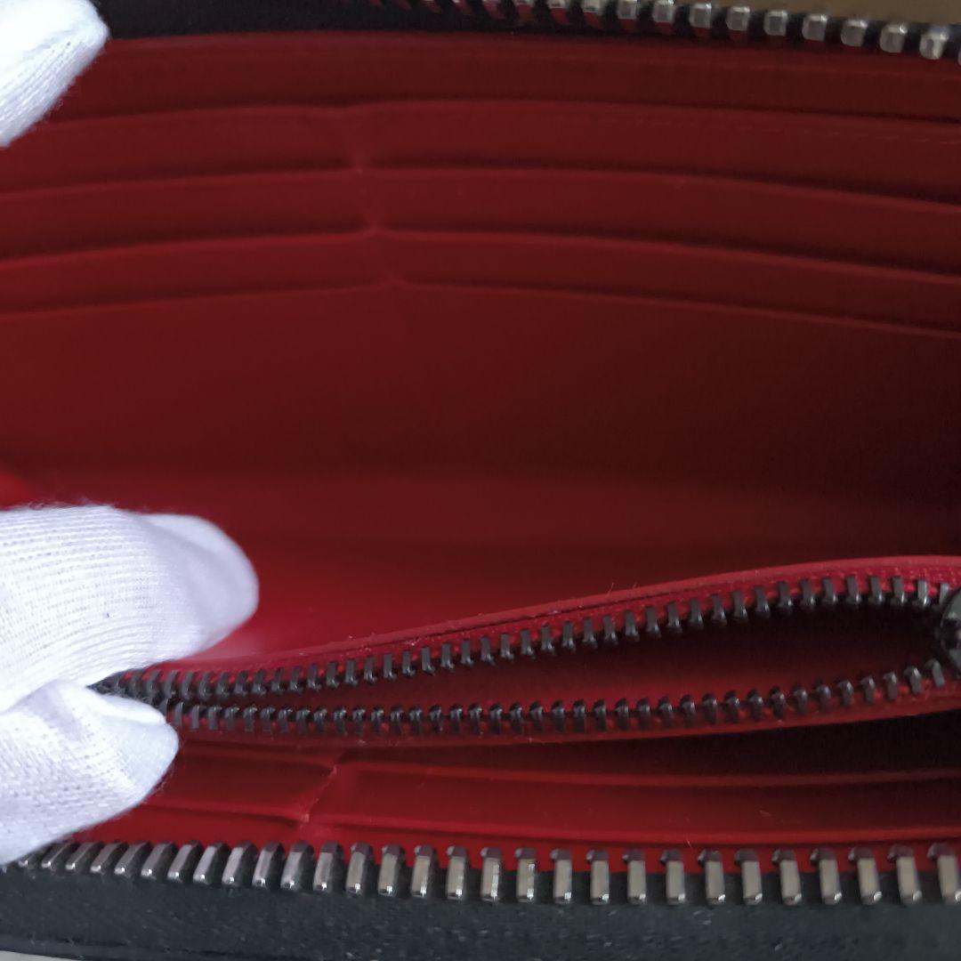 Christian Louboutin 長財布 レッド