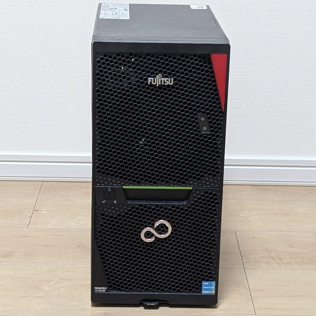 サーバー Fujitsu PRIMERGY TX1310 M5; 8GB; RAID1