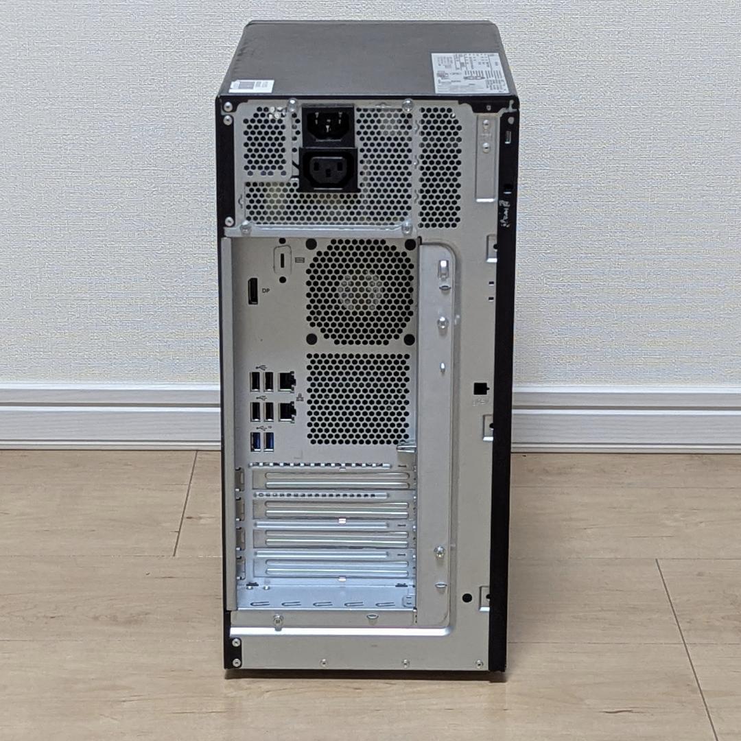 サーバー Fujitsu PRIMERGY TX1310 M5; 8GB; RAID1