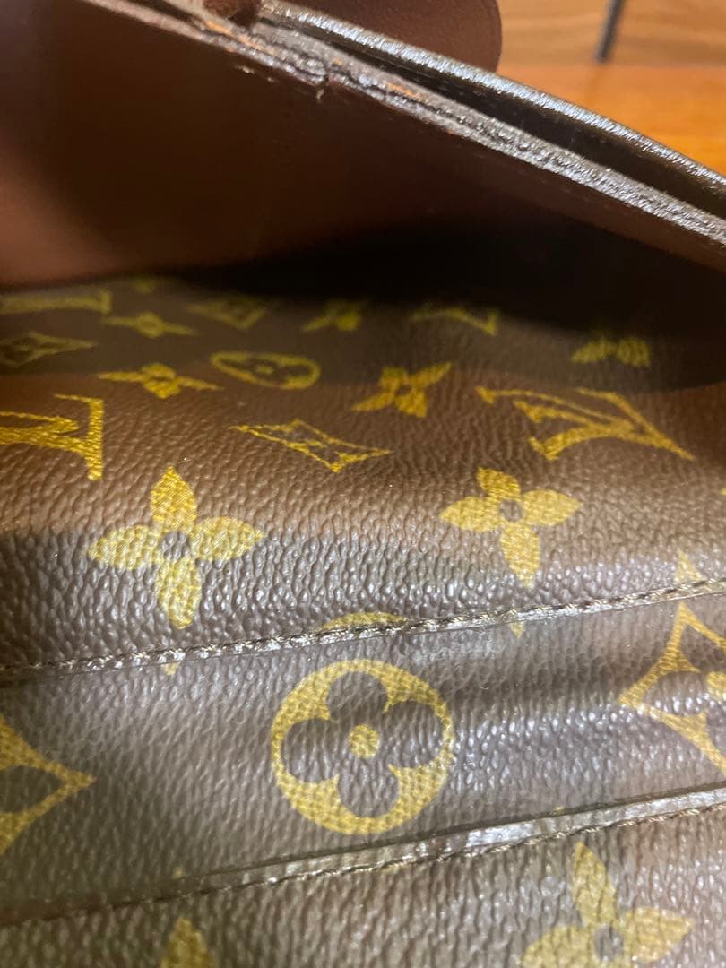 LOUIS VUITTON ルイヴィトン トラベラーズケース　セカンドバッグ