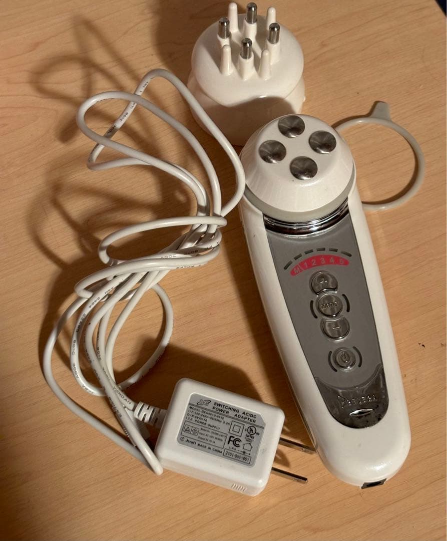 セルキュア 4T PLUS 美顔器 ヘッド付き