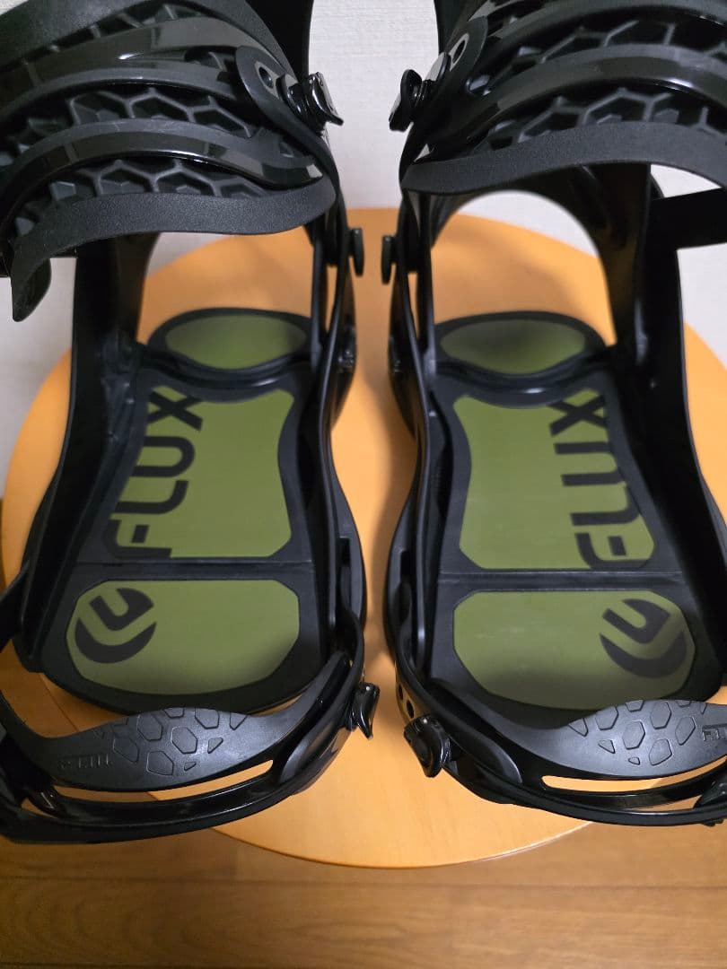 FLUX SR 　Mサイズ　美品