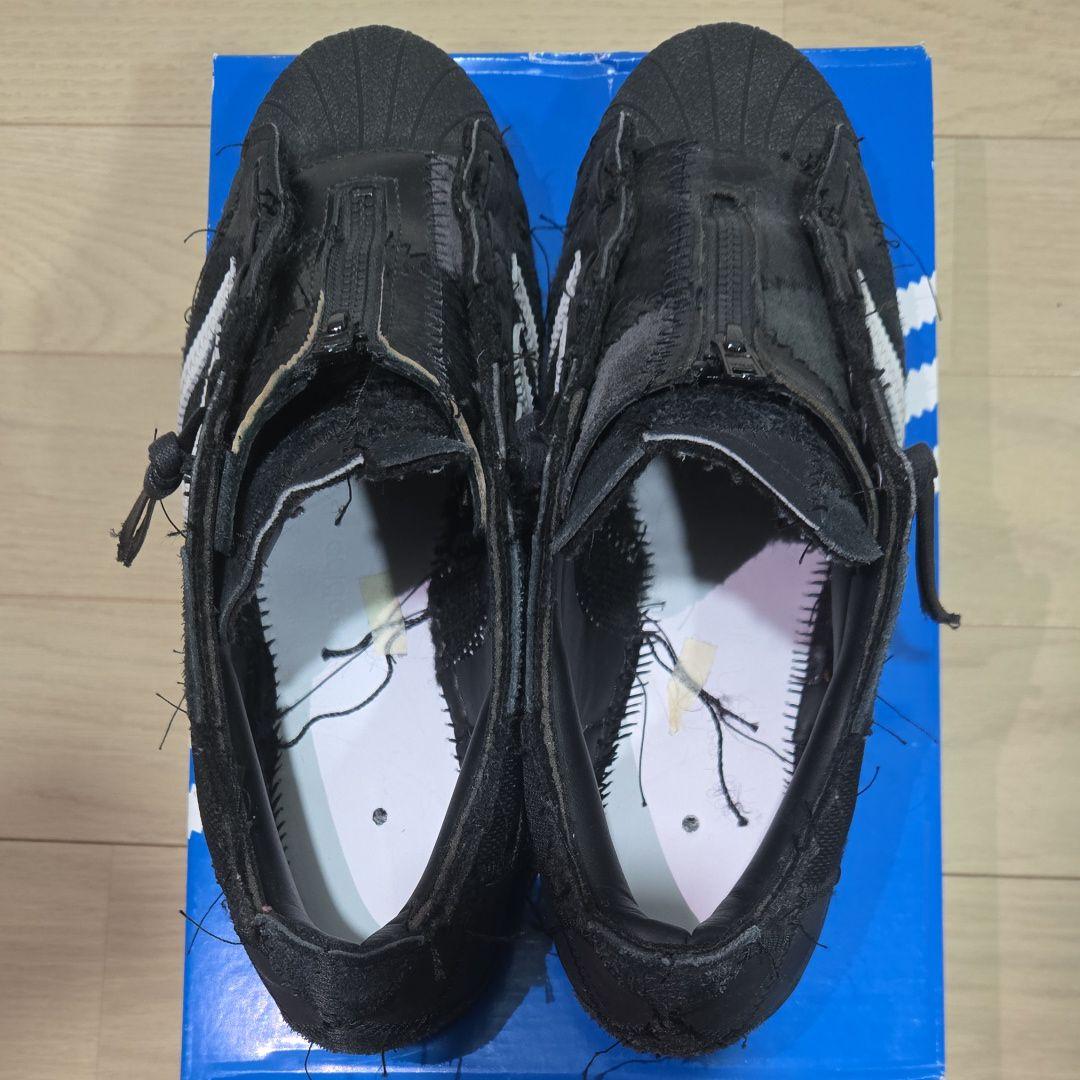 RECOUTURE × atmos × adidas Superstar