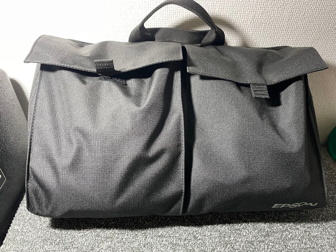 EPSONプロジェクター　EB-1760W