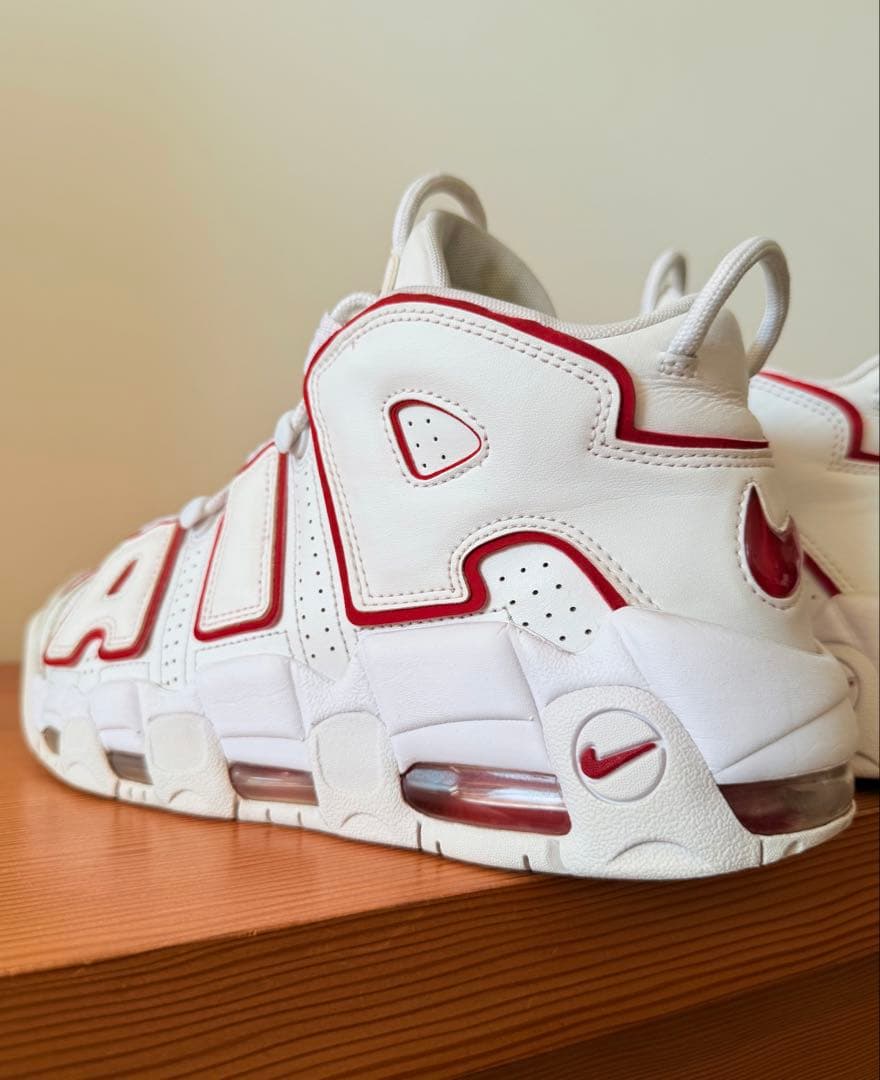 エア モア アップテンポ '96 リナウンドリズム ヴァーシティレッド モアテン