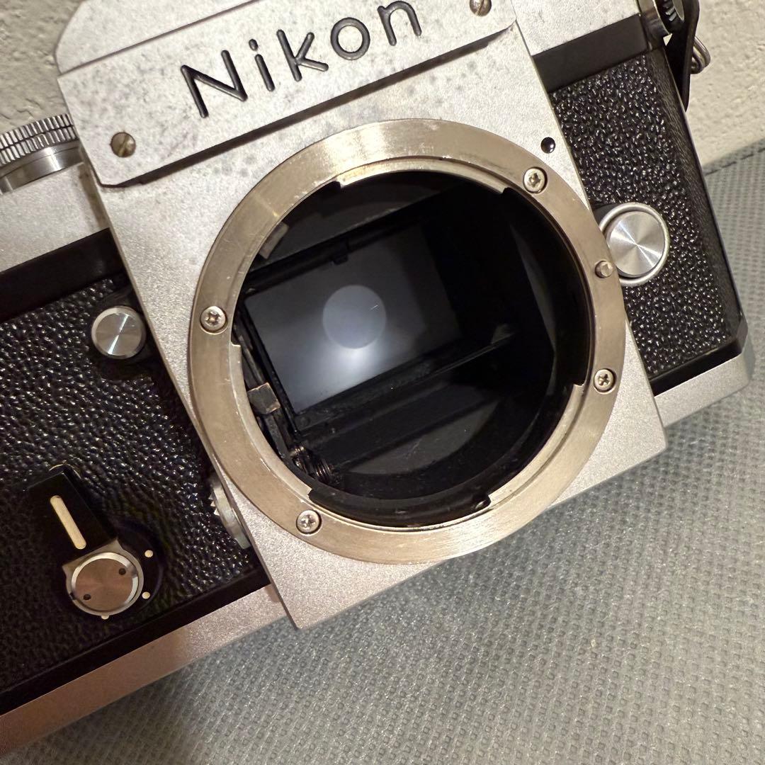 Nikon F後期　アイレベル　フィルム一眼レフカメラ
