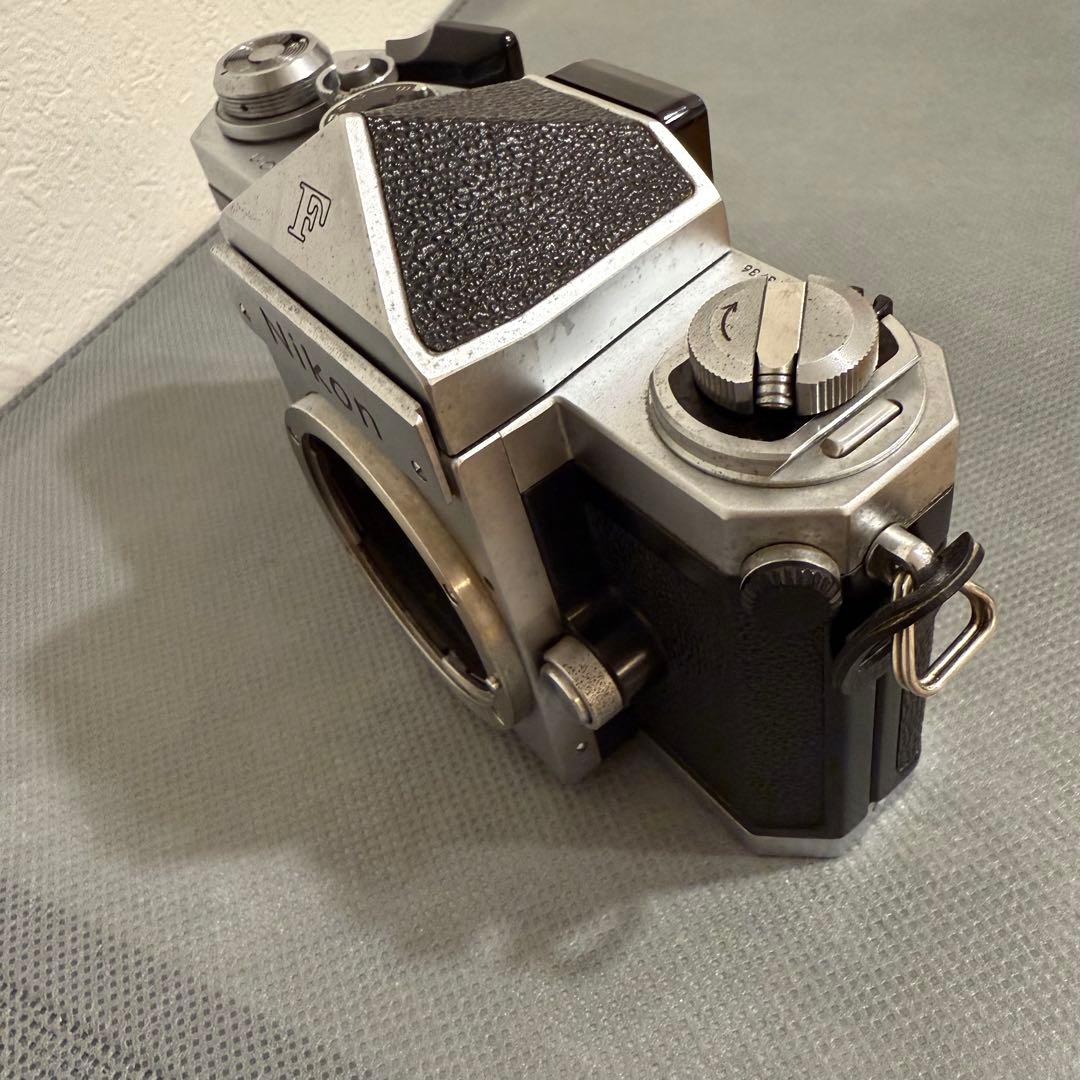 Nikon F後期　アイレベル　フィルム一眼レフカメラ