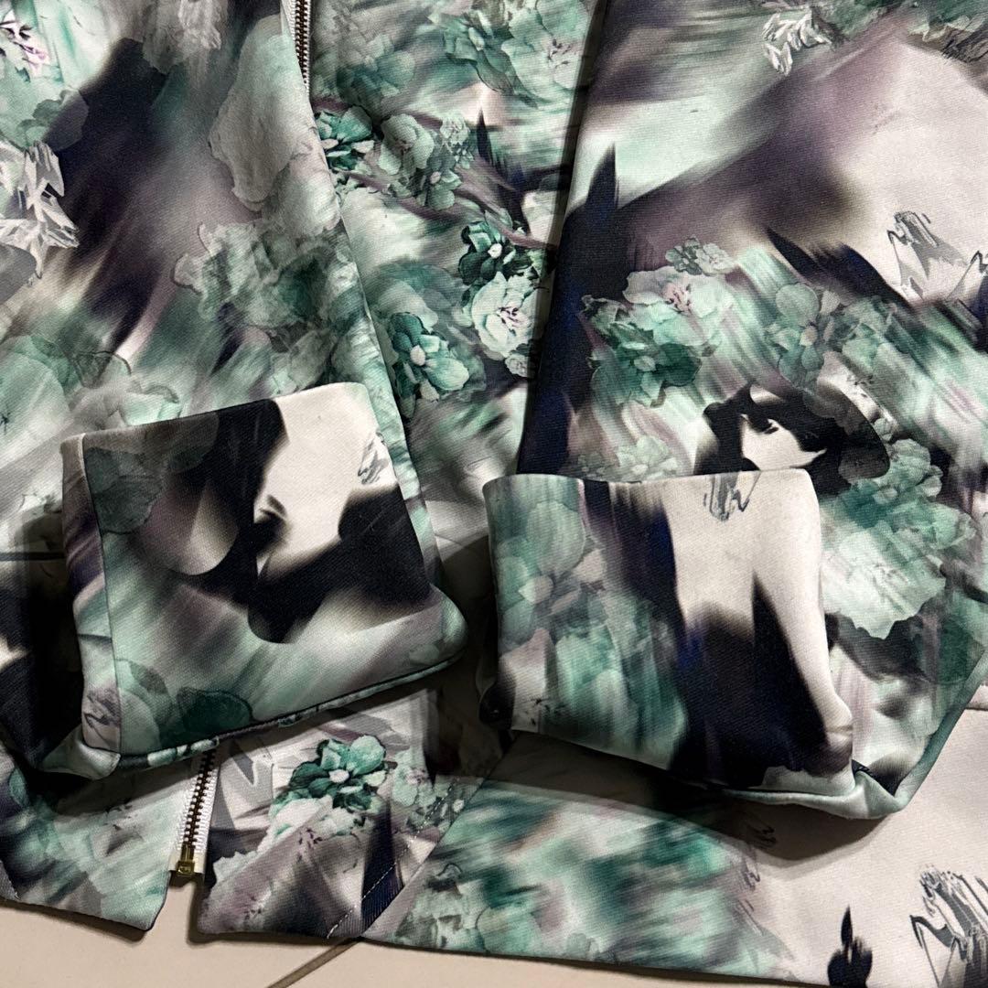 \"2016-2017秋冬\" BALMUNG グラフィックパーカ 「黒い花」 名作