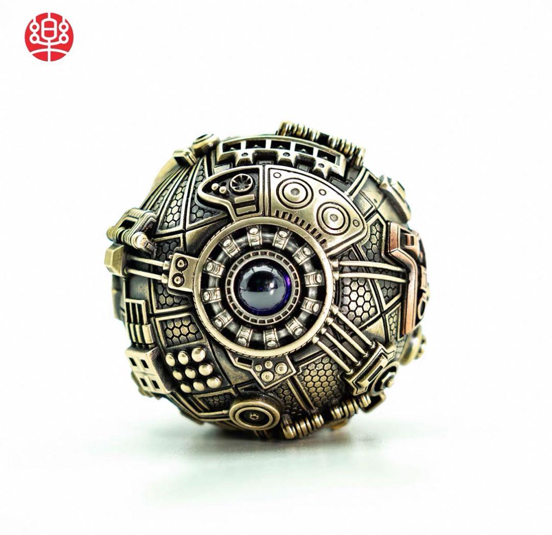 サイバーパンク　ボール　機械　置物　手持ち無沙汰