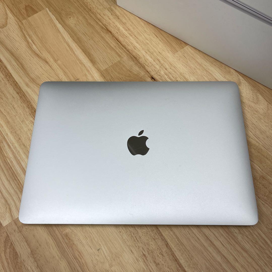 MacBook Air 13インチ M1チップ シルバー2020年 送料無料