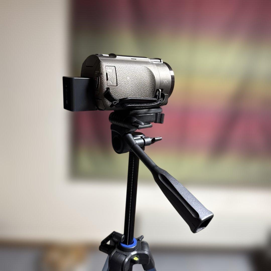 ★超美品★４Ｋハンディカム＆三脚セット