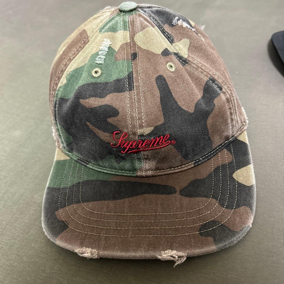 帽子 Supreme Distressed Script 6-Panel FW25