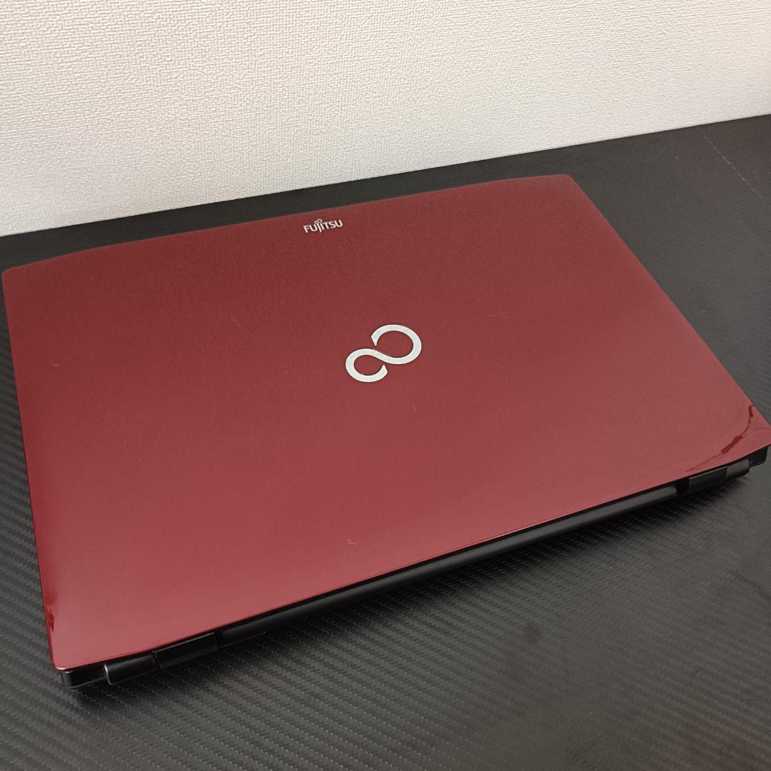 ノートPC Core i7 Windows11 SSD メモリ8GB 富士通 赤