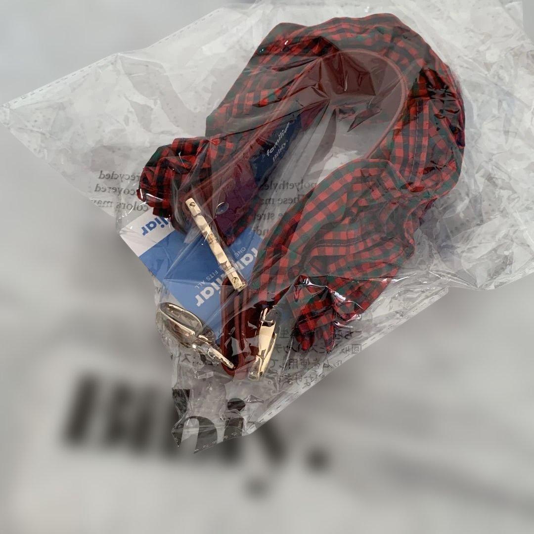 【新品未使用】ファミリア ハンドストラップ　赤