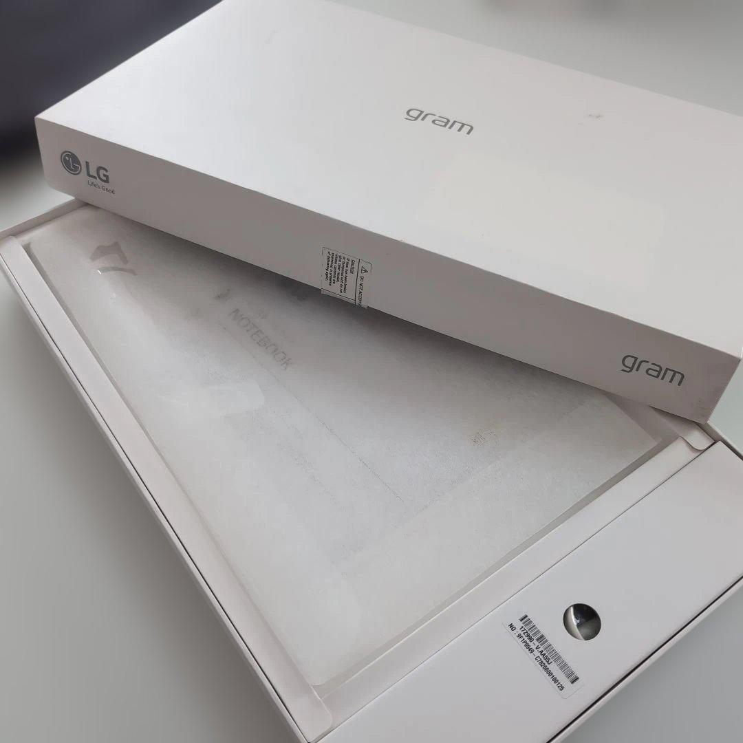 LG gram 17Z990-VA55J 17インチ Officeインストール済
