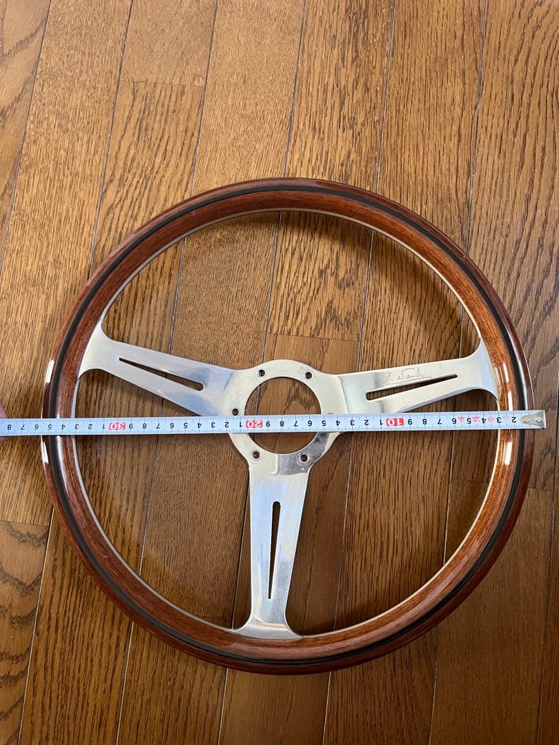 ナルディ ウッド　ステアリング　クラシック