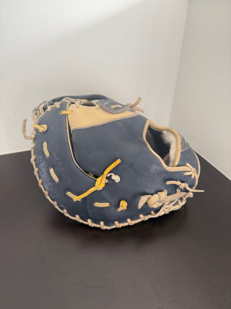 ハイゴールド　軟式グローブ ネイビー/ベージュ