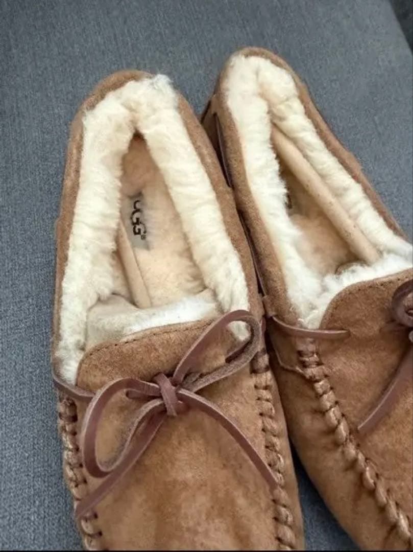 UGG ブラウン系 モカシン　新品未使用　箱付き　24センチ